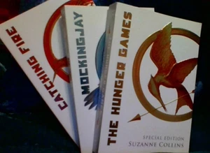 ( 3 BOOK SET ) The Hunger Games 10th Anniversary Paperback - Picture 1 of 4