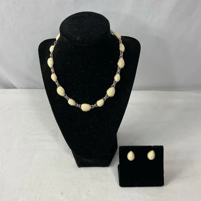 Napier Necklace Choker & Earring Set Women White Plastic Silver Tone Metal - Image 1 of 3