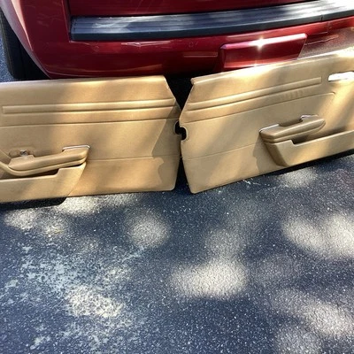 1981 Mercedes Benz R107 450SL door panels PAIR palomino 72-84 - Image 1 of 4