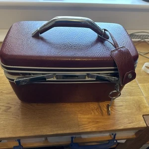 samsonite silhouette vintage 1980,s beauty makeup train case suitcase Burgundy - Picture 1 of 5