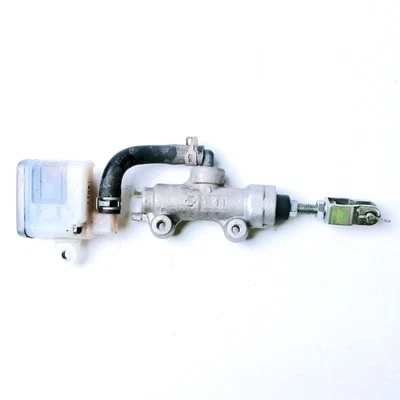 Cilindro mestre de freio traseiro 2016 Suzuki SV650A ABS - Imagem 1 de 4