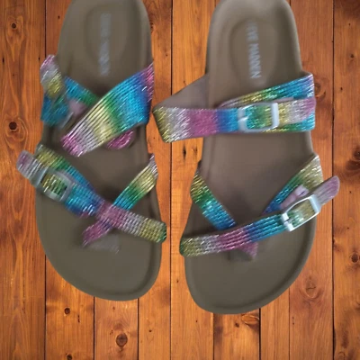 Sandálias tanga Steve Madden juvenil tamanho 3 strass multicoloridas - Imagem 1 de 4