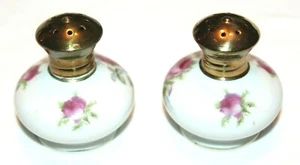 Vintage! Lefton Roses Flowers Mini Small Short Round Salt & Pepper Shakers - Picture 1 of 7