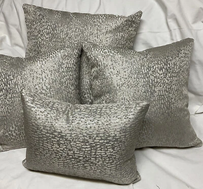 FUNDAS DE ALMOHADA CON ESTAMPADO DE ANTÍLOPES Foto 1 de 4