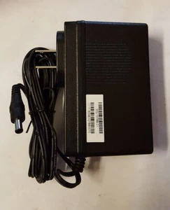 Genuine Netgear 2ABS060K, 332-10788-01 19V 3.16 A Power Supply - Picture 1 of 2