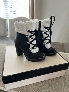 BCBGeneration Womens Palli Black Combat & Lace Up Boots Size 6 Hiker Booties - Picture 1 of 6