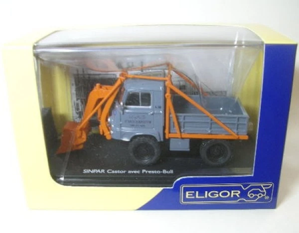 Sinpar Castor Mwa With Presto Bull Loader Shovel - Image 1 of 1