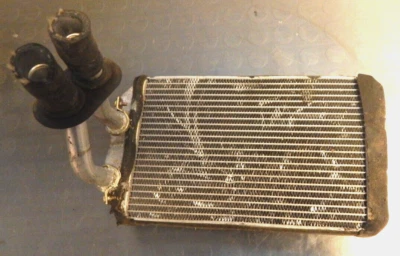 GENUINE 2001 - 2012 TOYOTA HIACE POWER VAN HEATER MATRIX - Image 1 of 4