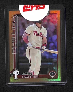 2025 Topps Series 1 - Bryce Harper /50 Gold Rainbow Foil #250 Phillies - Picture 1 of 2
