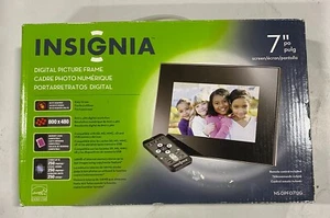 INSIGNIA DIGITAL PICTURE FRAME FORMAT 7" SCREEN - Picture 1 of 1