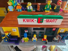 LEGO Authentic 71016 The Simpsons: The Kwik‑E‑Mart &mdash;Bonus Minfigs, No Police Car