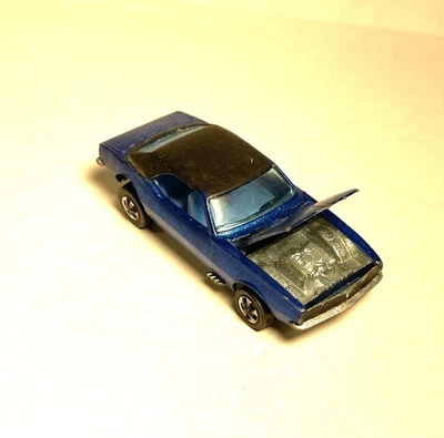 Camaro personalizado Hot Wheels Redline 1967 azul con interior blanco techo negro ********* Foto 1 de 4