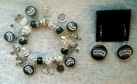 NBA San Antonio Spurs bracelet and earring set Cover