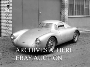 Porsche 550 Coupe at the French circuit of Le Mans before the 24 hours of LeMans - Picture 1 of 1
