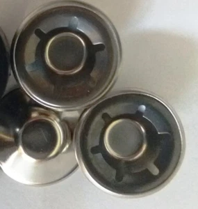 Ferbedo 4 Stück Hutclips 12 mm für z.B. Rädermontage an Ferbedo Go-Carts - Bild 1 von 1