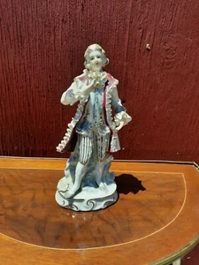 WALES VINTAGE- MAN HAND-PAINTED FIGURINES - JAPAN gold trim marked - Picture 1 of 6