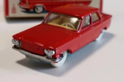 Chevrolet Corvair LONE STAR raro de colección con caja original Foto 1 de 4