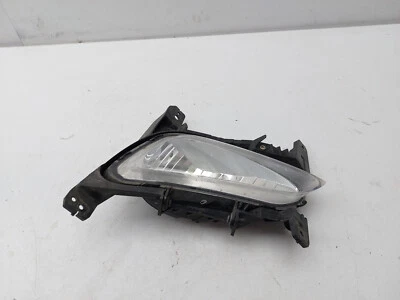 VAUXHALL MOKKA X FRONT BUMPER FOG LIGHT RIGHT DRIVER SIDE 2017 - Image 1 of 4