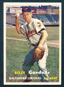 1957 Topps Baseball #17 Billy Gardner Excelente - Imagen 1 de 2
