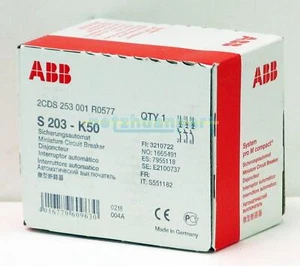 Disyuntor miniatura 1 pieza ABB S203-K50 3P K 50A (2CDS253001R0577) - Imagen 1 de 1