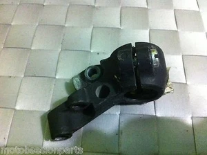 A-80 SUZUKI LIDO CP SOPORTE MANETA IZQUIERDO BRACKET BRAKE LEVER LEFT - Picture 1 of 1