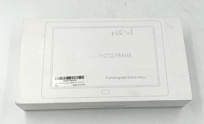 7 in Digital Photo Frame - Image 1 of 2