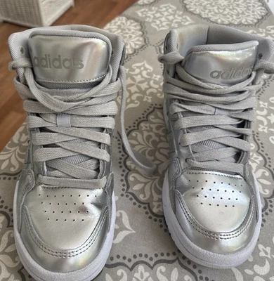 Baloncesto Adidas Neo Entrap Mid Silver talla 5,5 FZ1112 Foto 1 de 4