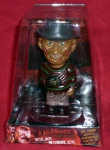 Bobblehead Pesadilla en Elm Street Freddy Krueger Solar Bobbler 4.5" - Imagen 1 de 1