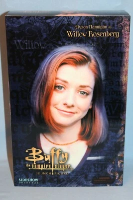 SIDESHOW EXCLUSIVE 1/6 BUFFY THE VAMPIRE SLAYER (WILLOW ROSENBERG) 12" FIGURE - Image 1 of 4