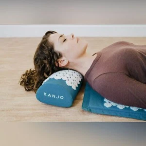 KANJO MEMORY FOAM ACUPRESSURE MAT PILLOW SET Back/Neck Relief, IN BAG#1015243 - Picture 1 of 16