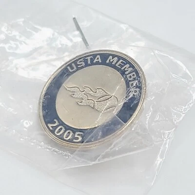 USTA Member Pin 2005 Tennis 7/8" US Open NOS - Image 1 of 4