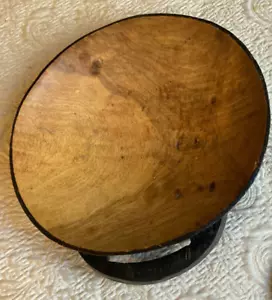 VINTAGE AFRICA ORIENTALE CIOTOLA LEGNO INTAGLIATO A MANO 1962 SPEDIZIONE GRATUITA USA - Foto 1 di 4