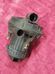 PORSCHE CAYENNE 04-06 EMISSIONS SMOG AIR PUMP SECONDARY AIR PUMP Audi VW 2000 + - Picture 1 of 2