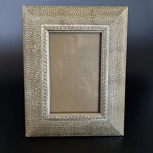 Picture Frame Gold Tone Metal Egyptian Design New View Gifts Fits 4x6 Picture - Picture 1 of 11