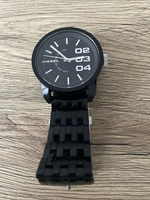 Montre Diesel Homme Fonctionne Bracelet Métal Voir Photos - Photo 1/4