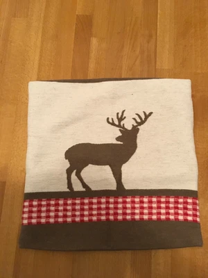 David Fussenegger Kissenhülle Silvretta Hirsch Weihnachten 50 x 50 cm Grau  - Bild 1 von 3