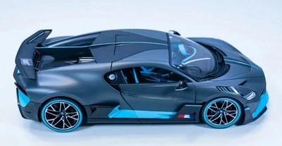 Maisto Edición Especial Bugatti Divo Gris 1:18 Diecast Foto 1 de 4