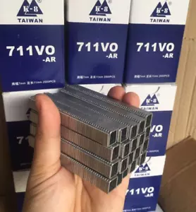 NEW 711 VO-AR staples Manual Plastic Bag Neck Sealer Machine 4000PCS K-8 - Bild 1 von 4