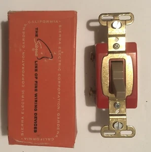 Interruptor silencioso vintage Sierra Electric Co 5023B palanca de tres vías beige 20 amperios - Imagen 1 de 4
