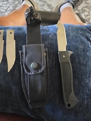 Sistema de cuchillas intercambiables United Cutlery UC-776 con funda/bolsa de nailon     Foto 1 de 2