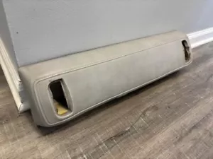 1980-1985 Cadillac Seville RIGHT/Passenger Side Door Armrest GREY - Bild 1 von 5
