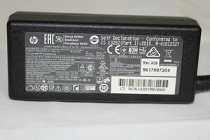 HP 677774001 19.5V 3.33A AC Adapter - Picture 1 of 3