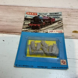MERIT #5108, Pigs & Trough, HO/OO GAUGE, Vintage NOS Set. - Foto 1 di 3