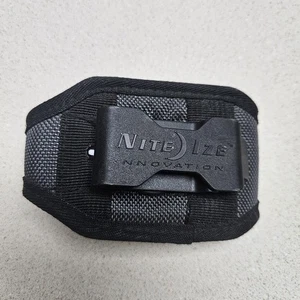 Nite Ize Universal Phone Holster Clip Case Horizontal Pocket Black - Picture 1 of 4