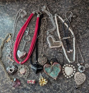 Heart Jewelry Collection Lot Stone Glass Acrylic Metals Sterling - Picture 1 of 7