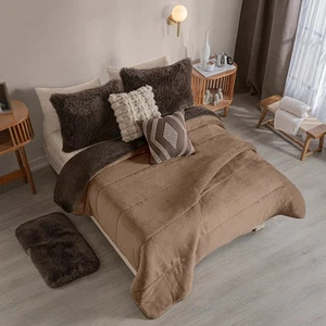 TAUPE AND COFFEE BLANKET WITH SHERPA VERY SOFTY THICK AND WARM KING  SIZE - Picture 1 of 5