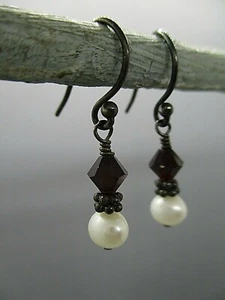 925 Sterling silver 4mm pearl drop dark red stone hook pierced earrings 1.5g -1" - Picture 1 of 6