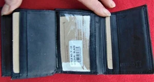 CARTERA HOMBRE CUERO VACA NEGRO ~ TRIPLE PLIEGUE ~ TOTALMENTE NUEVA - Imagen 1 de 7