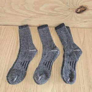 Paquete de 3 calcetines Omni de lana merino unisex para excursionistas grises medianos - Imagen 1 de 3