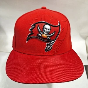 Tampa Bay Buccaneers Herren Mütze Kappe 7 3/8 59Fifty rot New Era Football NFL Sport - Bild 1 von 6